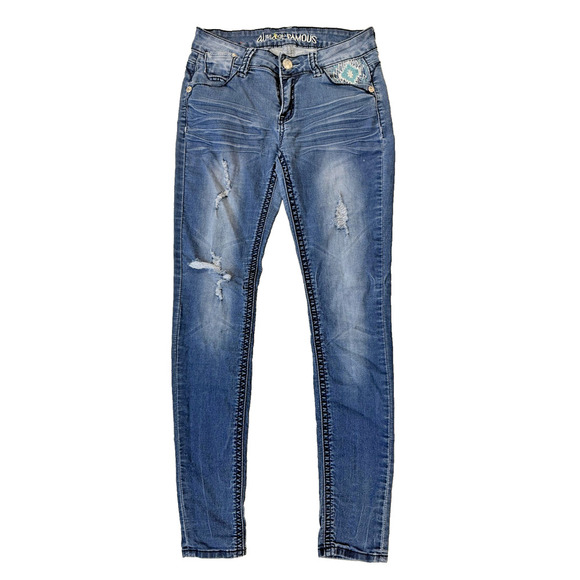 Almost Famous Jeans Womens 5 Blue Distressed Embroidered Aztec Pockets Hit Y2K - Picture 2 of 9